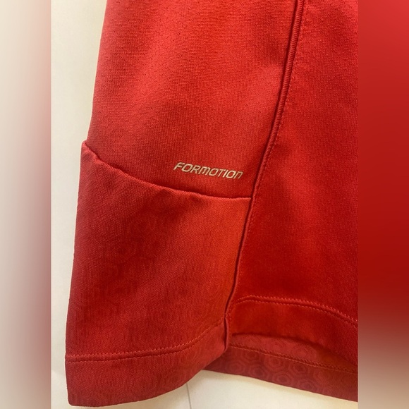 Adidas Woman’s Clima Cool Golf Shirt Red Size Medium - Picture 2 of 9